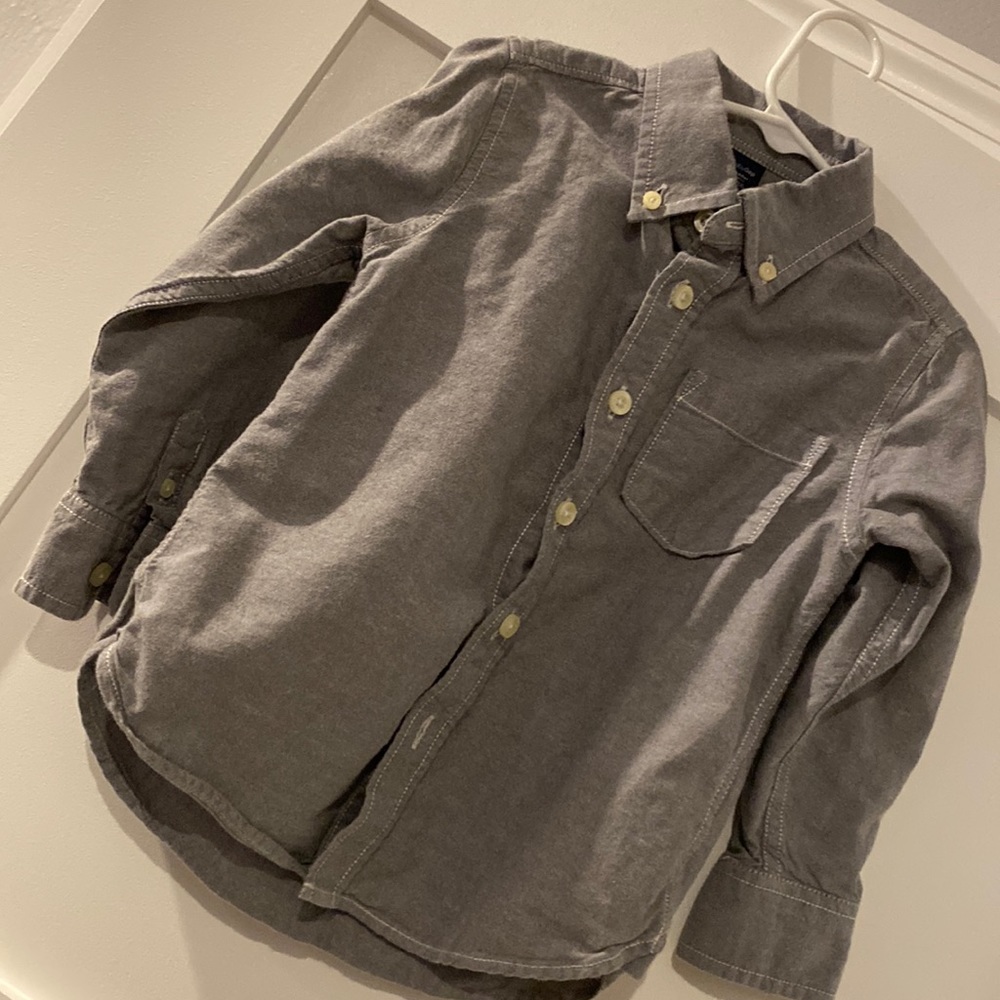 Baby gap size 4T Oxford button down shirt